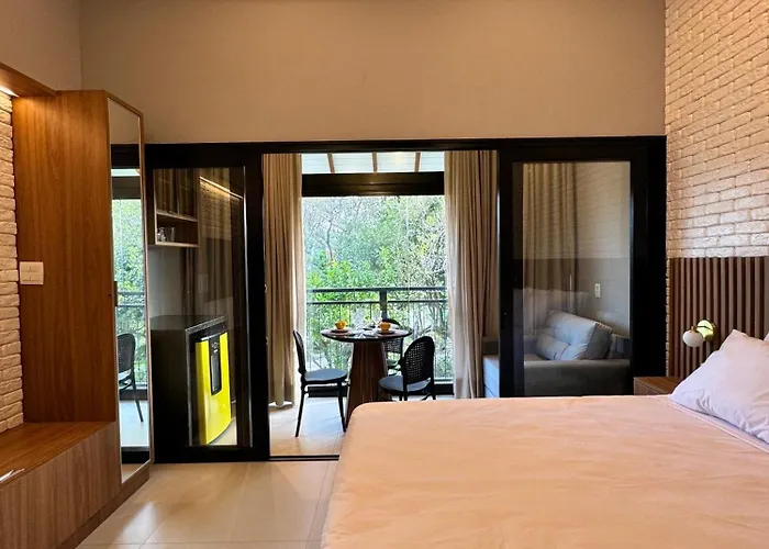Apartamento Studio Novo E Completo Em Praia Do Forte! 900M Da Vila!